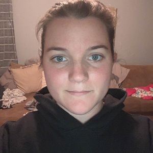 Meet your Posher, Cara